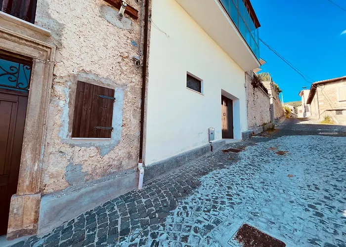 Dimora - L Antico Fienile Del Castello