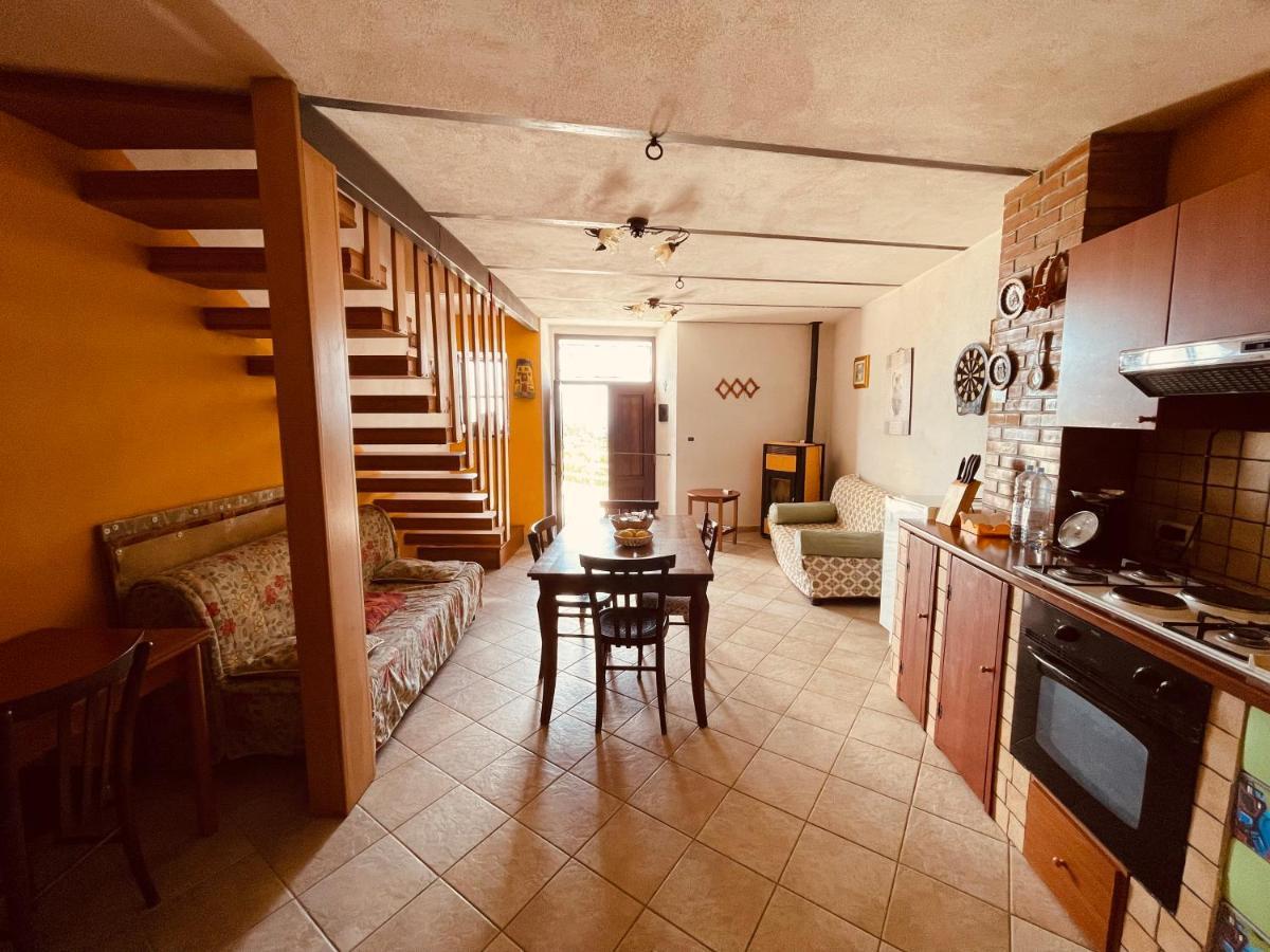 Dimora - L Antico Fienile Del Castello Apartamento Castel del Monte (Abruzzo)